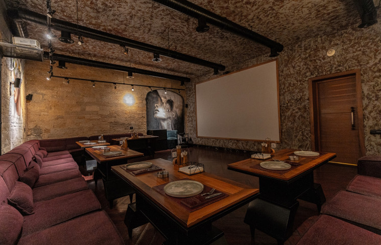 Room 9